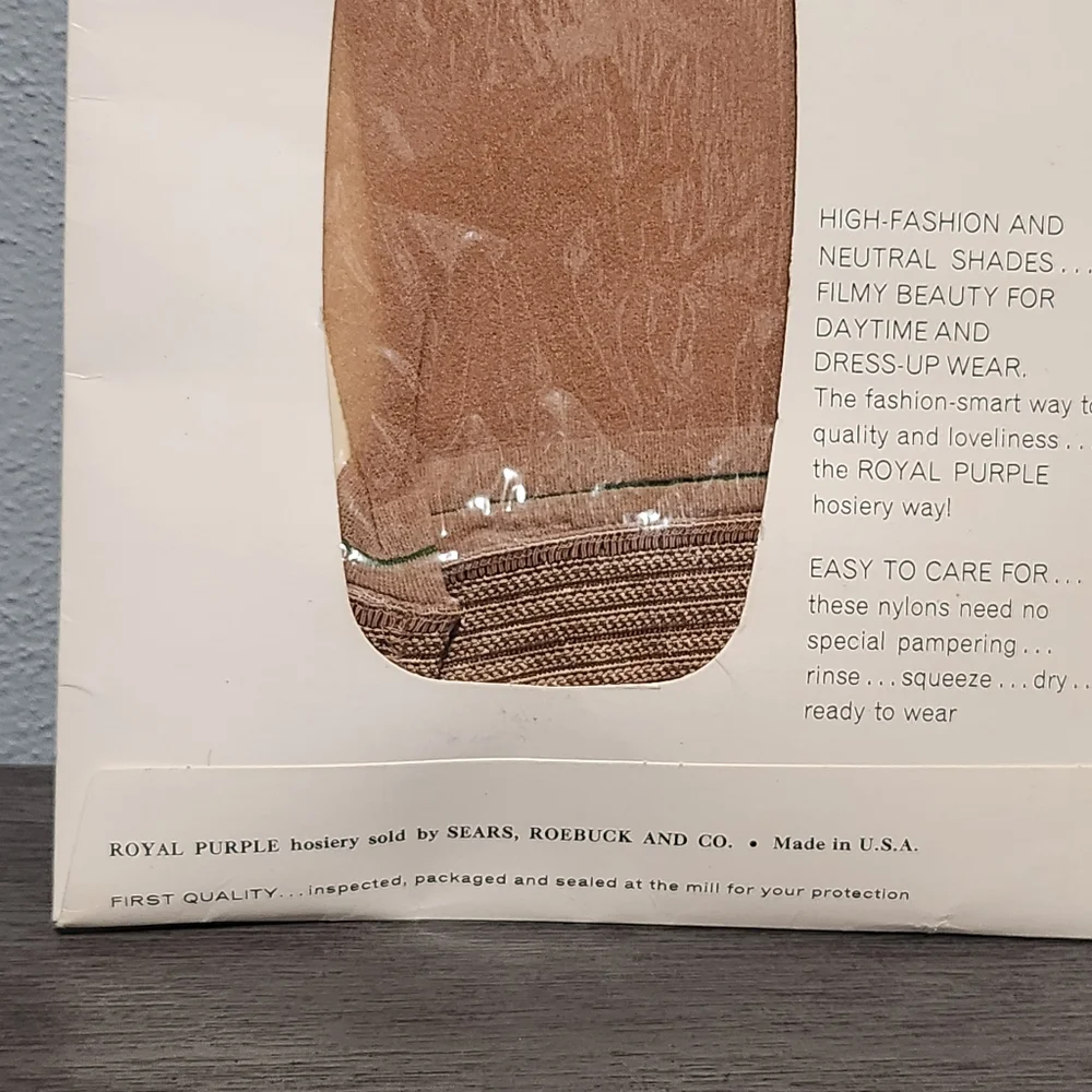 VINTAGE SEARS Royal Purple Hosiery Women A 8.5-9 Sand Seamless Ultra Sheer